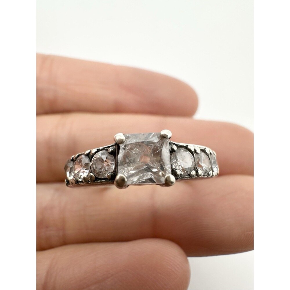 925 Sterling Silver Engagement Ring Size 7